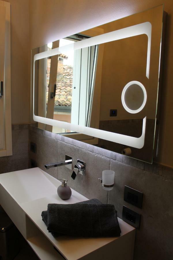 Villa Martina Luxury Rooms Desenzano del Garda Exteriér fotografie