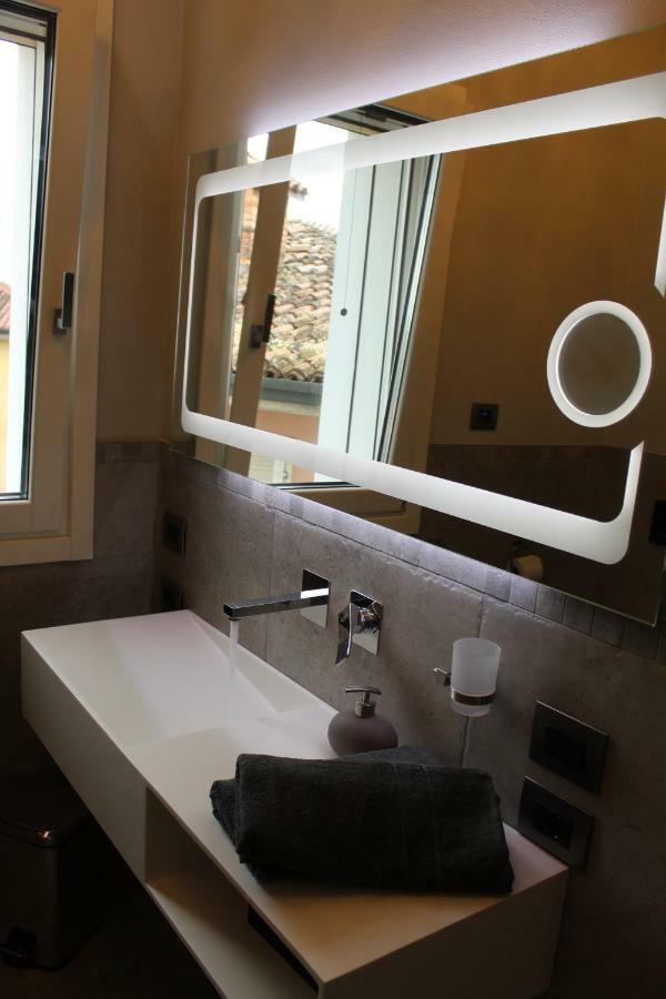 Villa Martina Luxury Rooms Desenzano del Garda Exteriér fotografie